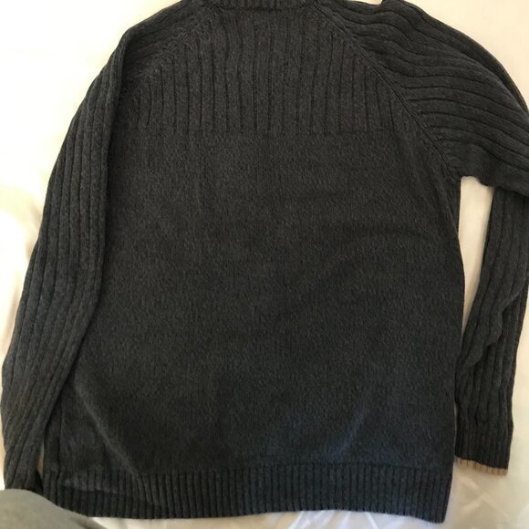 Columbia Men's Heavy Duty Knit V neck Sweater Fall Gray cable knit Size Medium - Picture 11 of 16